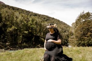 Sharlene - Maternity Images - Routeburn
